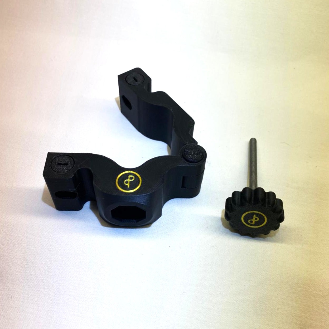 Zubehör: Universelle Halterung für den Cup n' Drive & Cup n' Drive Outdoor